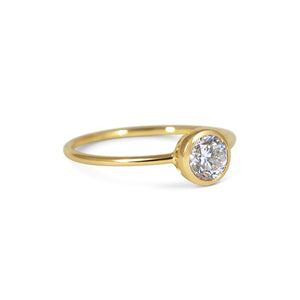 L'Intemporelle - Diamond 0.70ct / 18k Gold